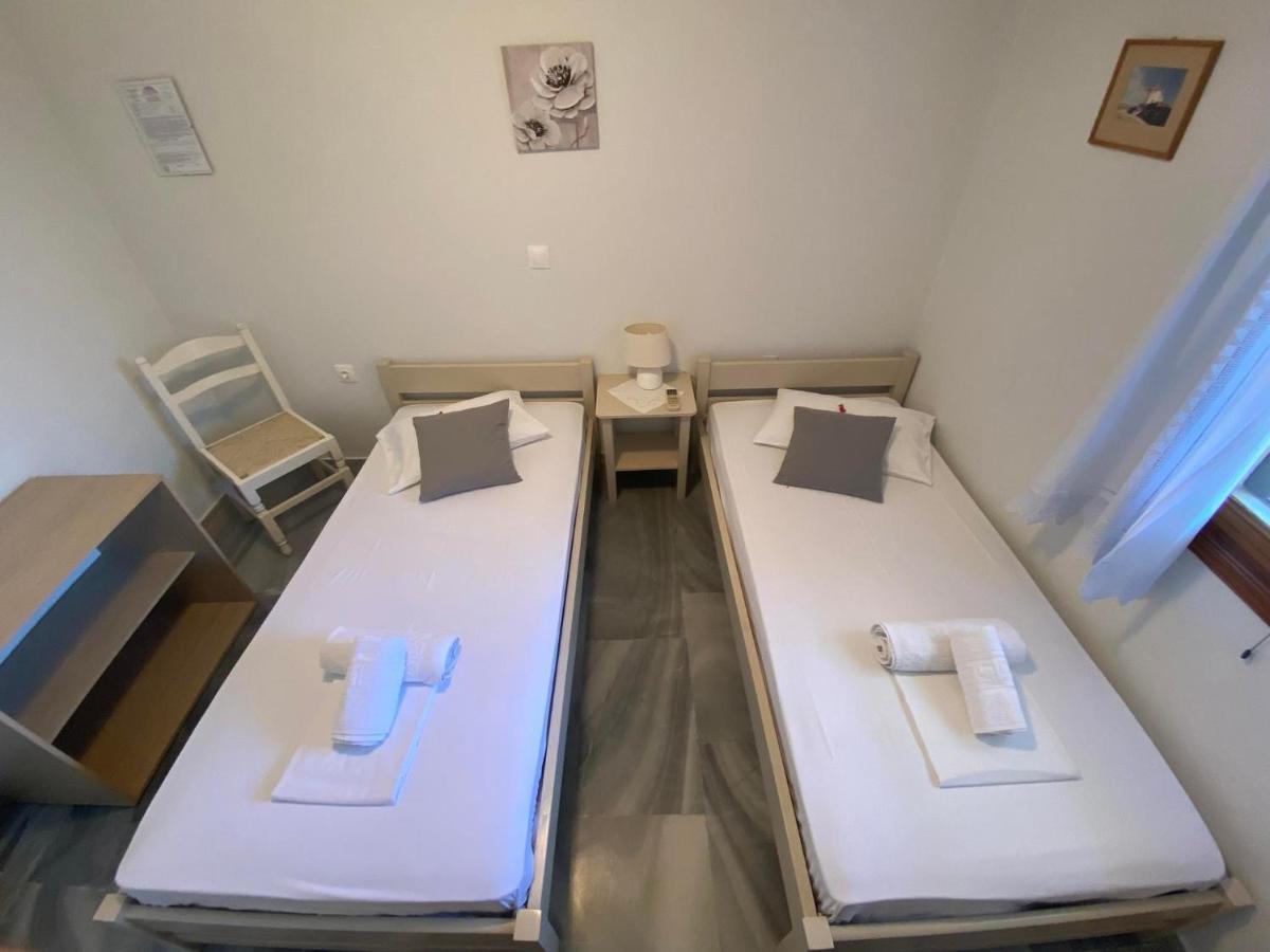 Stelios Zalonis Apartments Tínos Eksteriør bilde