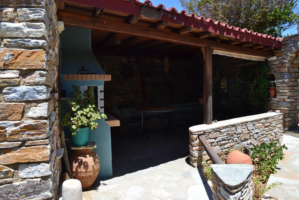 Stelios Zalonis Apartments Tínos Eksteriør bilde